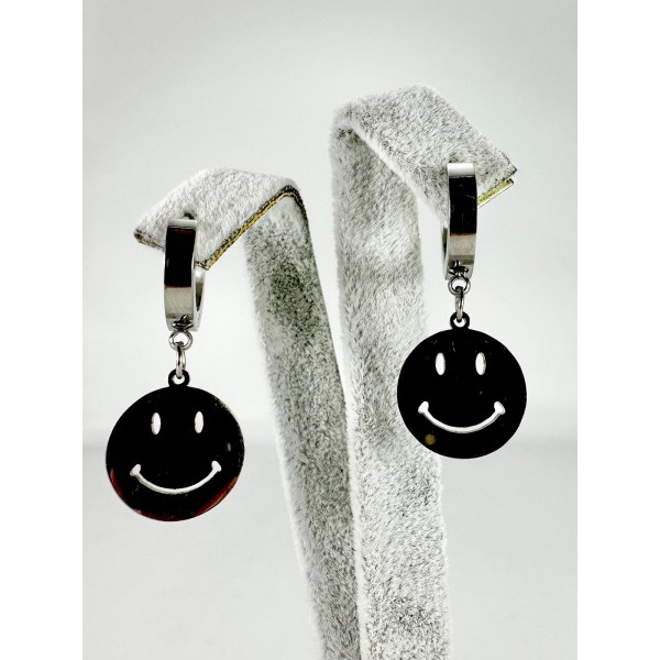 Gümüş Gülen Yüz Detaylı Küpe